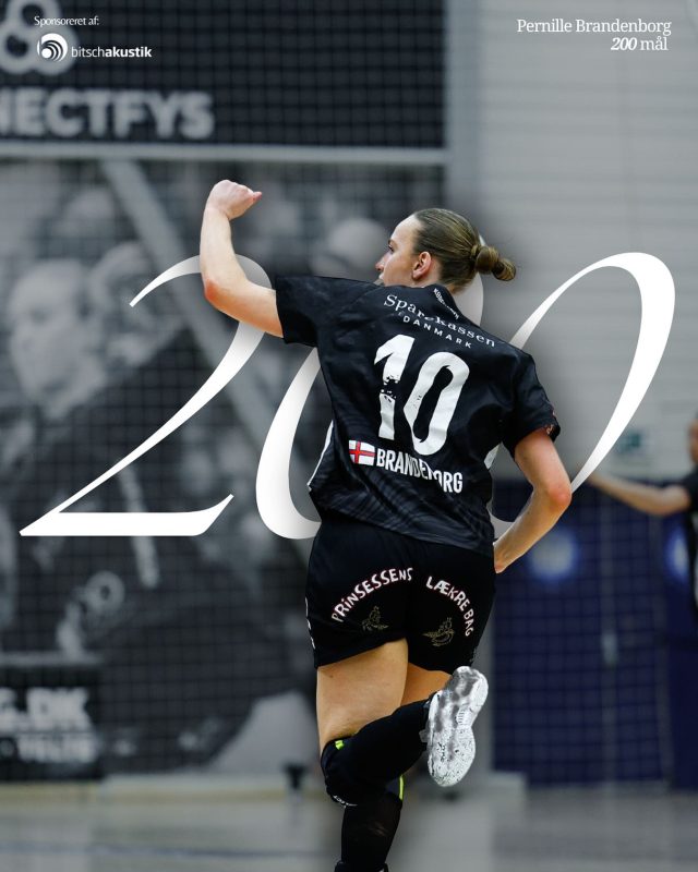 𝟐𝟎𝟎 𝒎å𝒍

Pernille Brandenborg kunne i mandags runde en flot milepæl i tigerblusen 🐯

#kbhbolddk #hovedstadenshåndboldhold #hovedstadensstærkeste #handball